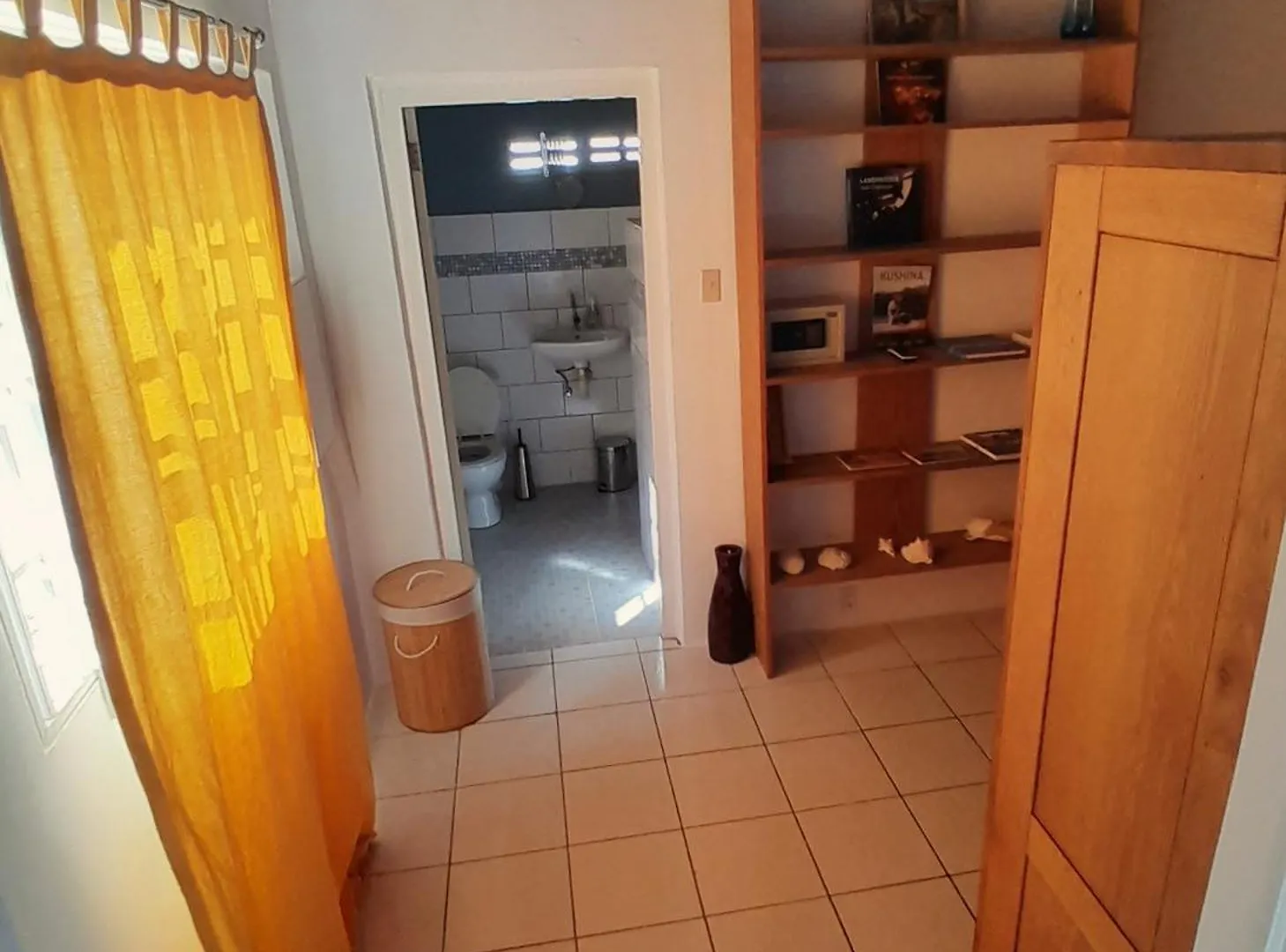 Kura Wayaka Tropical Garden Apartment Willemstad